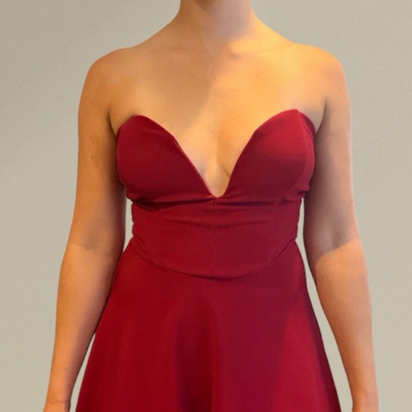 Lulus Dark Red Strapless Formal Dress with Plunging V-Neck | Medium - Picture 4 of 8